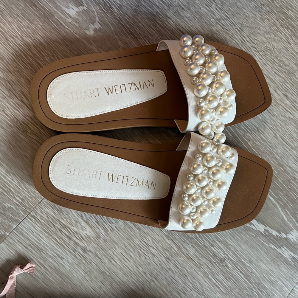 Stuart Weitzman Goldie Slide - white